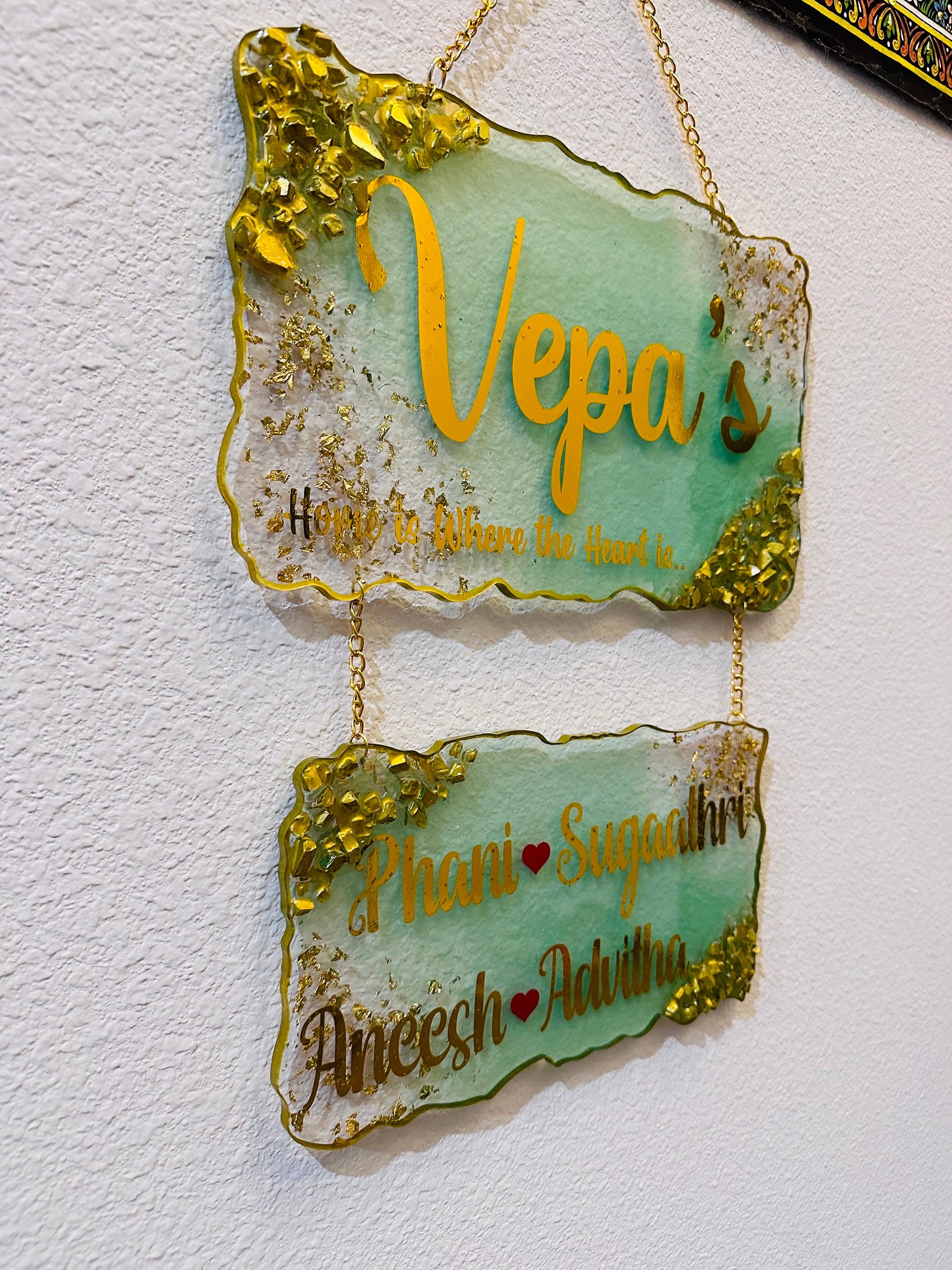 Resin Name Sign, Resin Door Sign, Resin Door Hanger, Resin Name Board, Resin Family Name Sign, Resin, Housewarming Gifts, Custom Door Sign