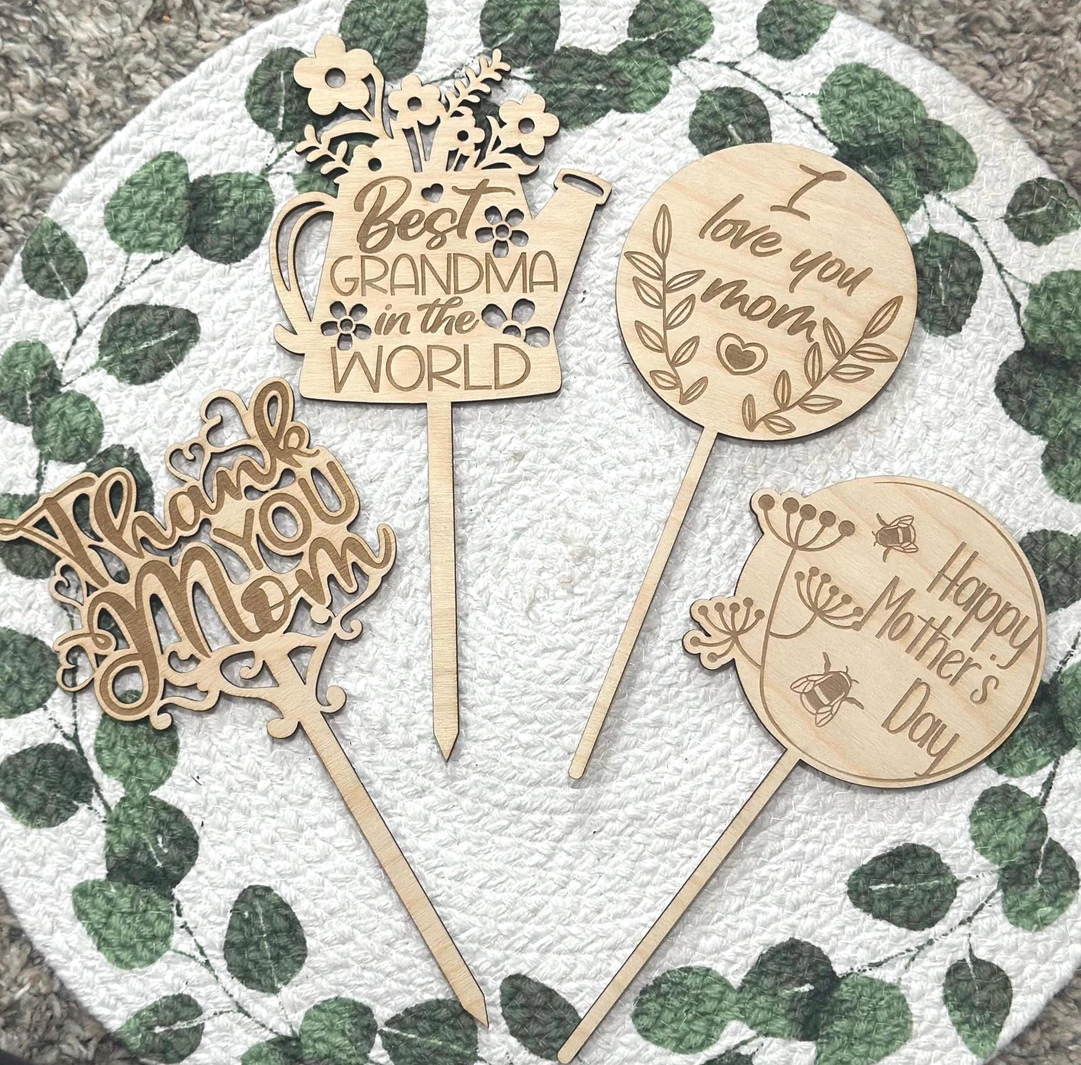 Mothers Day Plant Stakes, Grandma Plant Stakes, Thankyou Mom Plant Stakes, Love you Mom Garden Stakes, Plant Stakes, Flower pot stakes