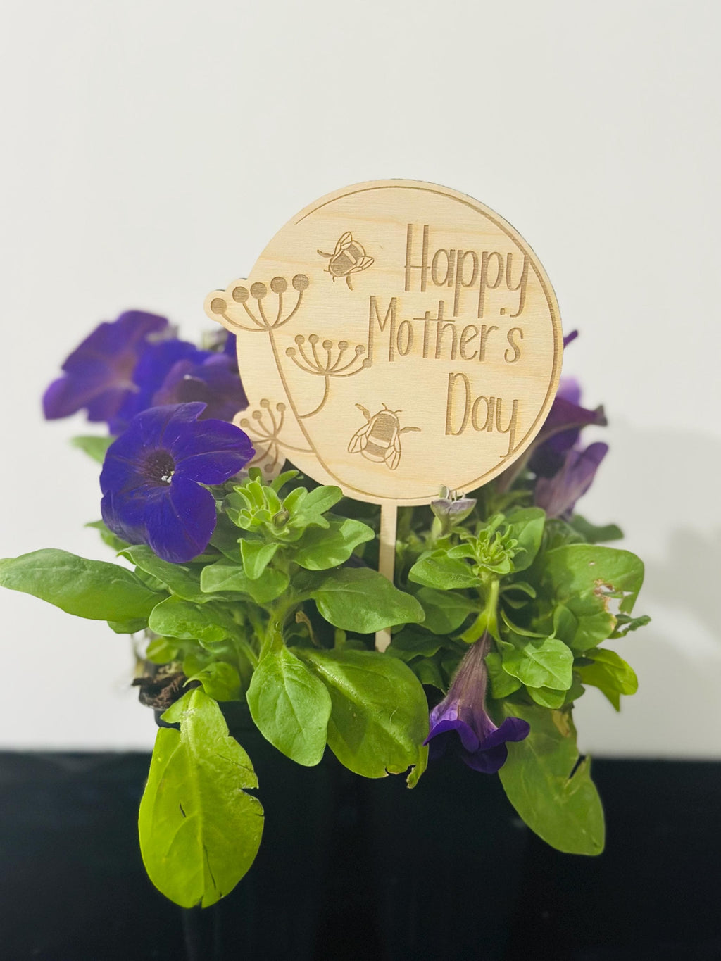 Mothers Day Plant Stakes, Grandma Plant Stakes, Thankyou Mom Plant Stakes, Love you Mom Garden Stakes, Plant Stakes, Flower pot stakes