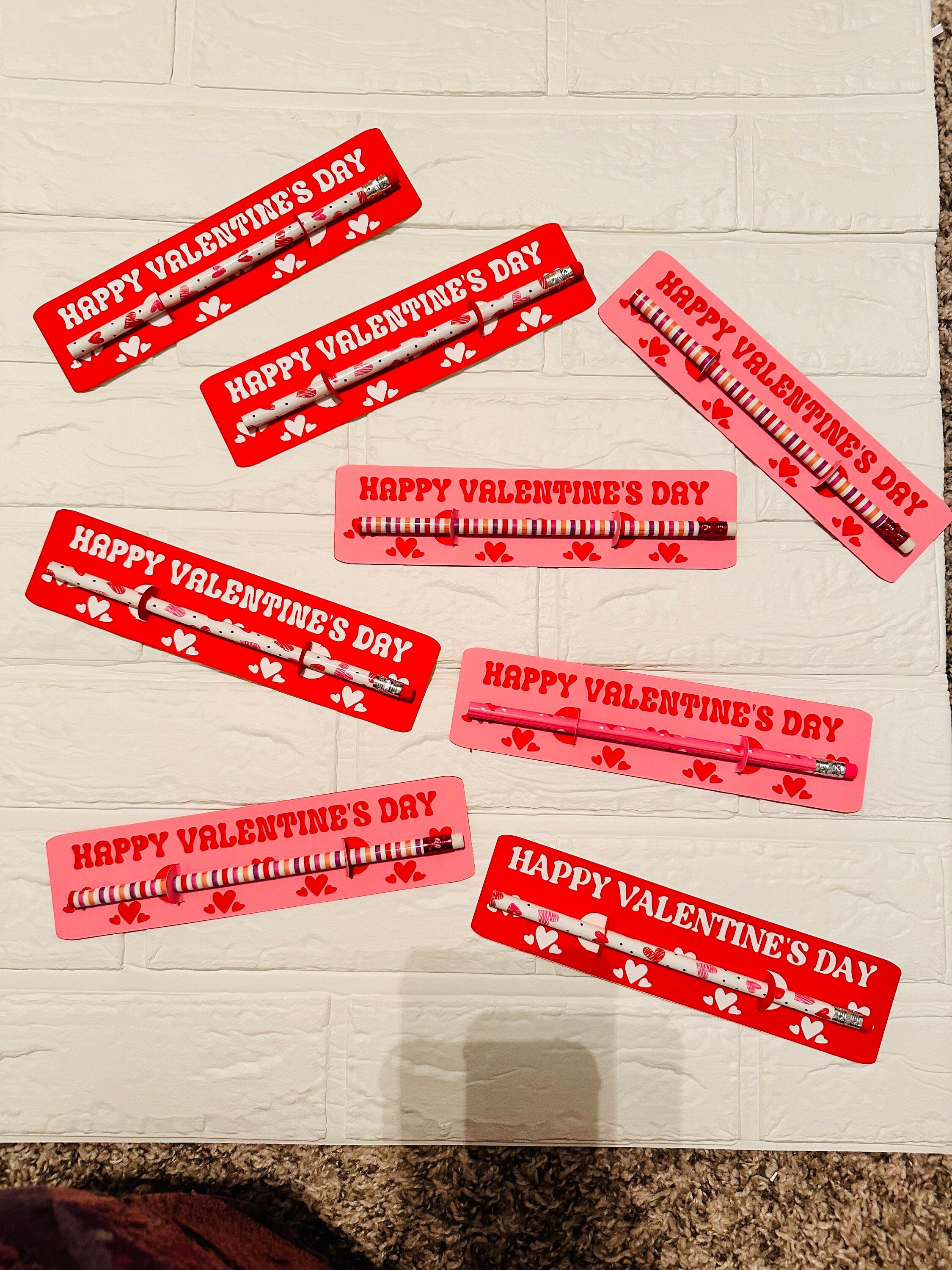 Kids Classroom Valentines,Pencil Valentines,Pencil Cards,Pencil Holders,Pencil holder cards,Valentine Pencil Cards