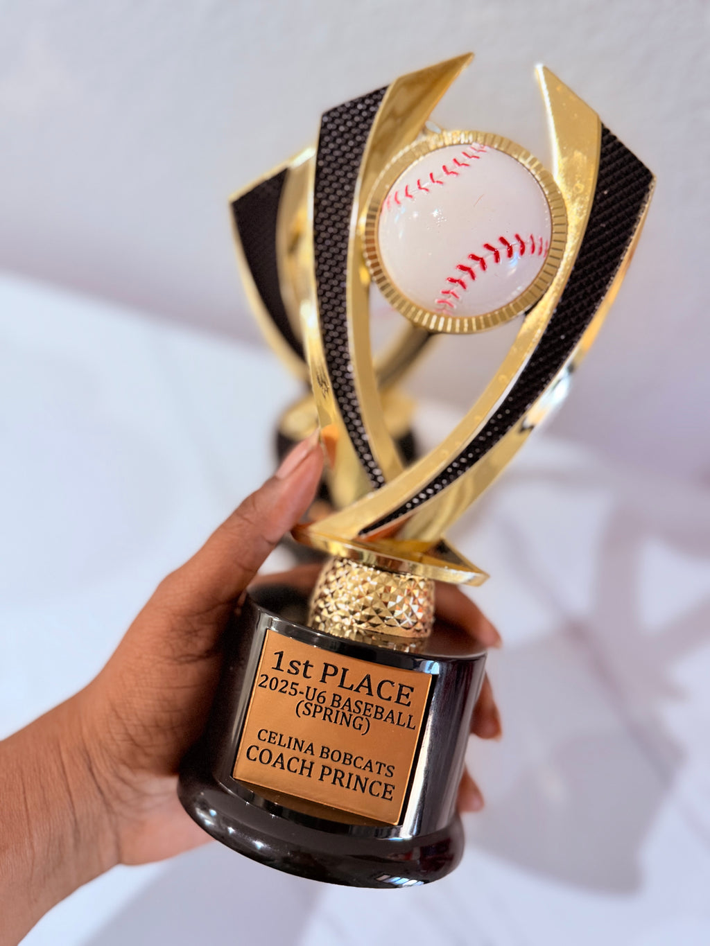 Custom Sports Trophy Award – Personalized Basketball, Baseball, Softball & Football Team Trophy
