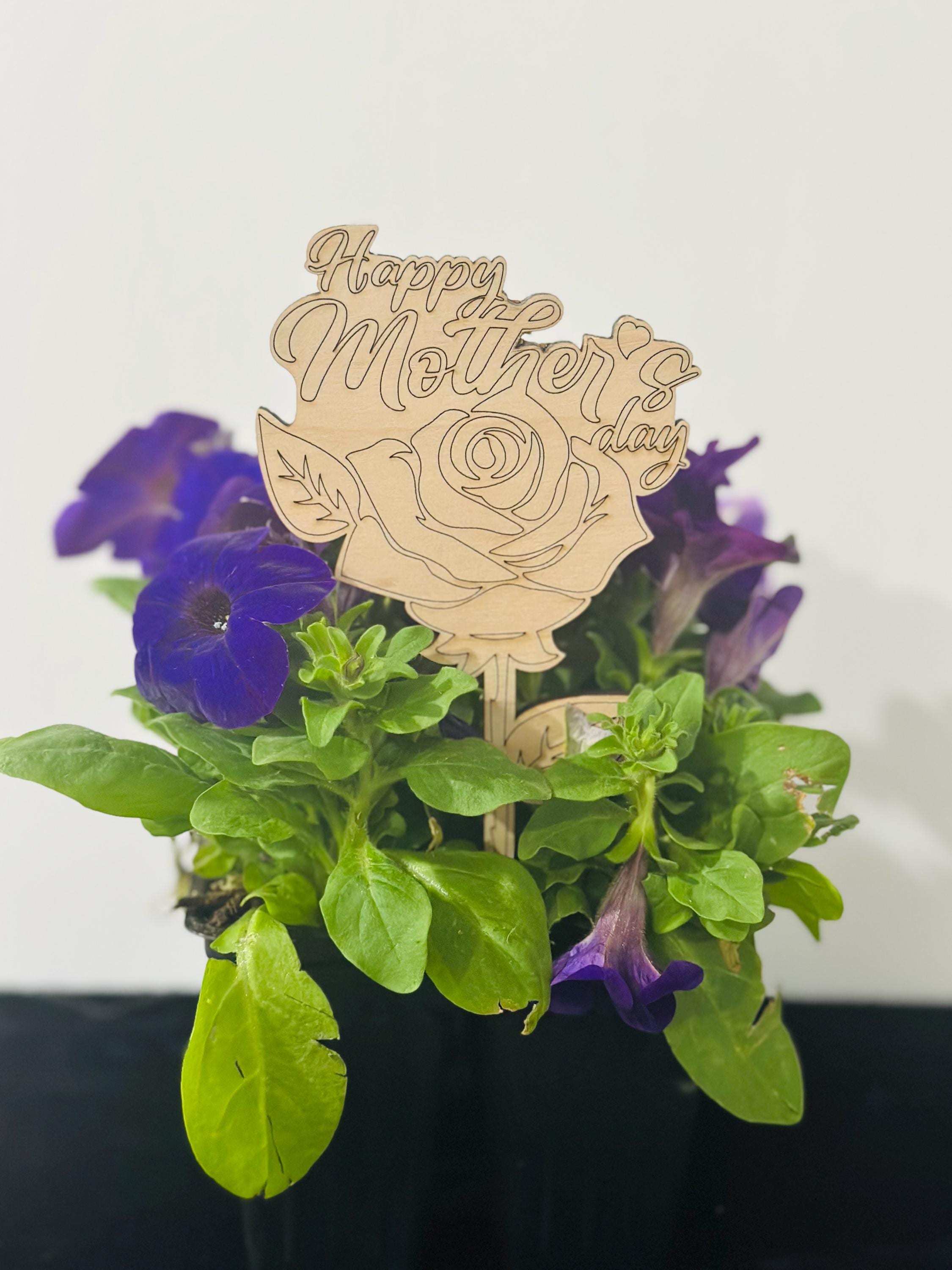 Mothers Day Plant Stakes, Grandma Plant Stakes, Thankyou Mom Plant Stakes, Love you Mom Garden Stakes, Plant Stakes, Flower pot stakes