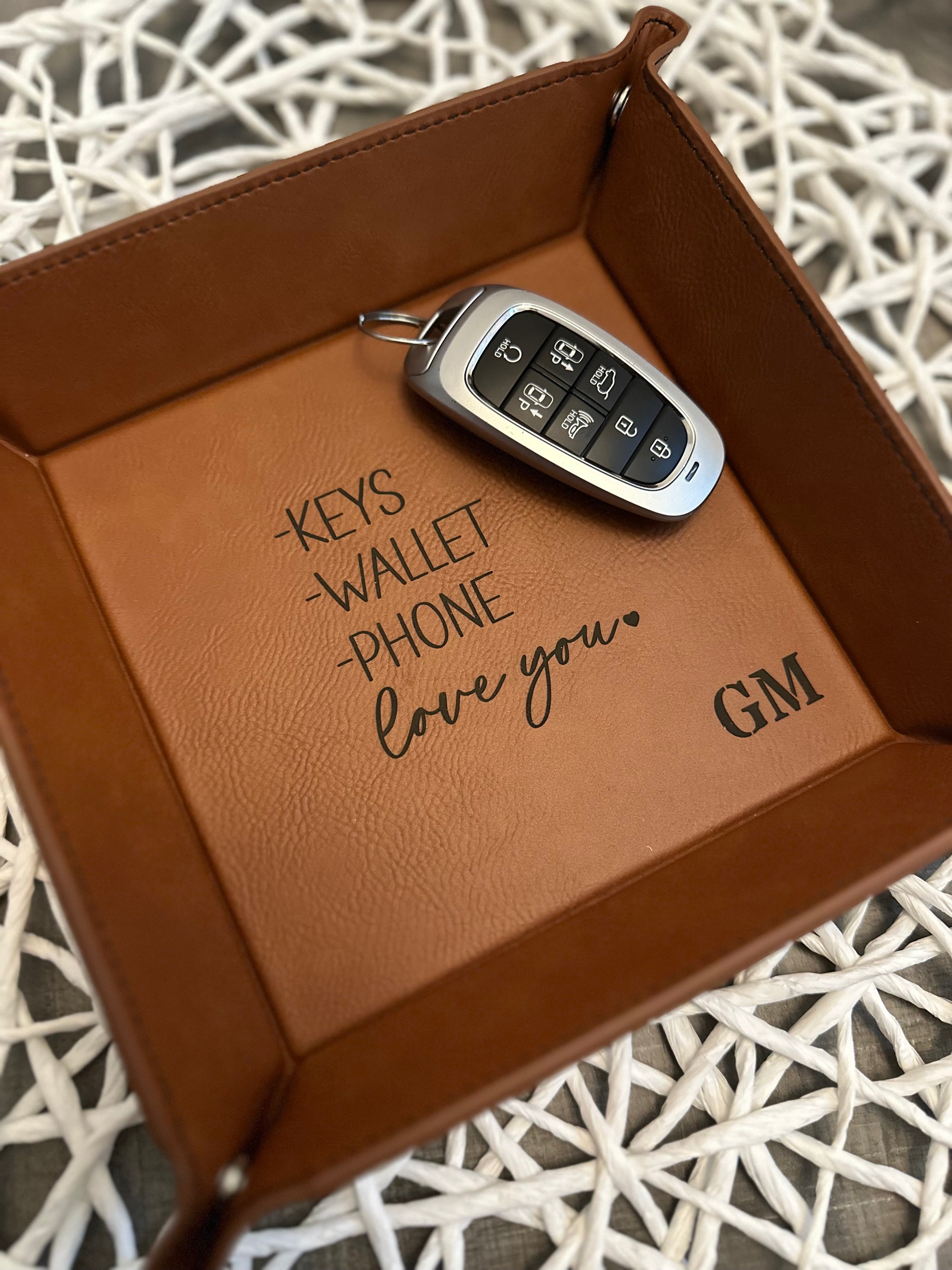 Custom Leather Valet Tray – Engraved with Logo or Initials | Perfect Corporate Gift