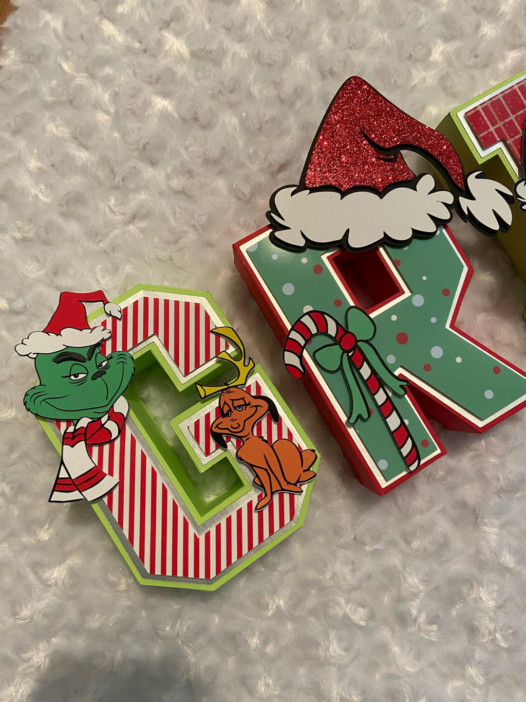 Grinch Christmas Themed 3D Paper Letters, 3d letters, Grinch 3d letters, Grinch , Christmas table decor, Christmas Grinch, Cardstock letters
