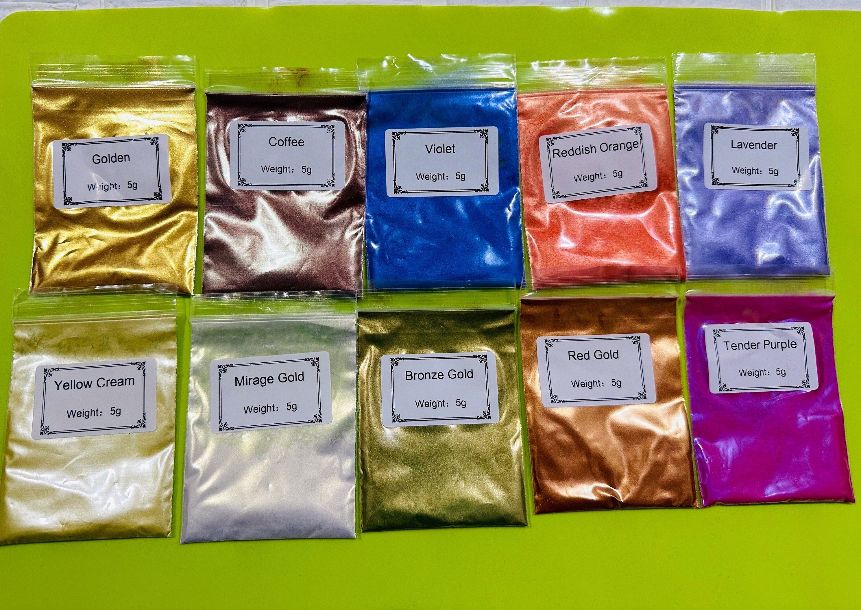 Letter Keychain, Resin Keyring, Resin Backpack keychain, Resin Return Gifts, Monogram Resin Keychain, Resin Birthday Gifts, Birthday Gifts