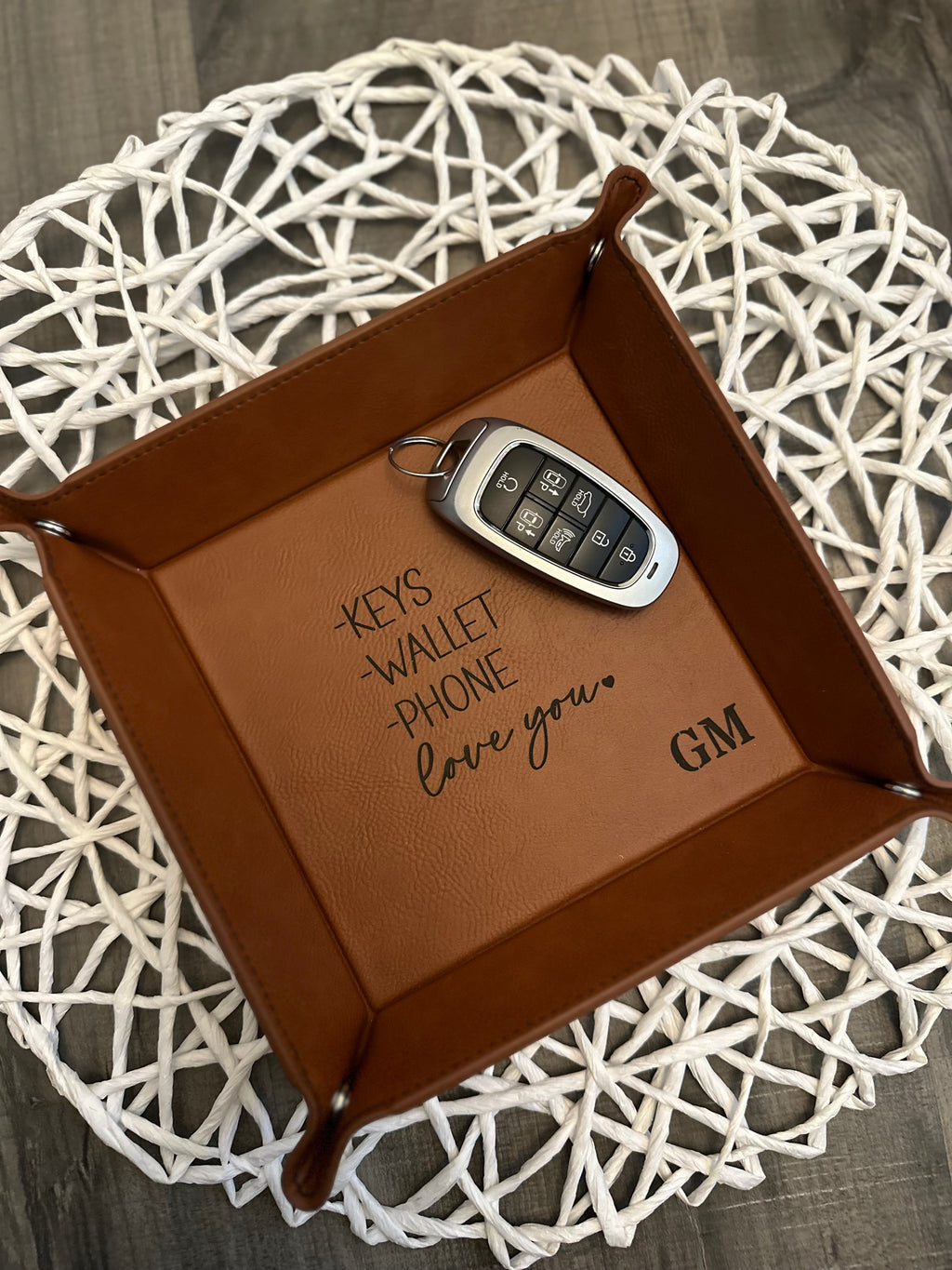 Custom Leather Valet Tray – Engraved with Logo or Initials | Perfect Corporate Gift