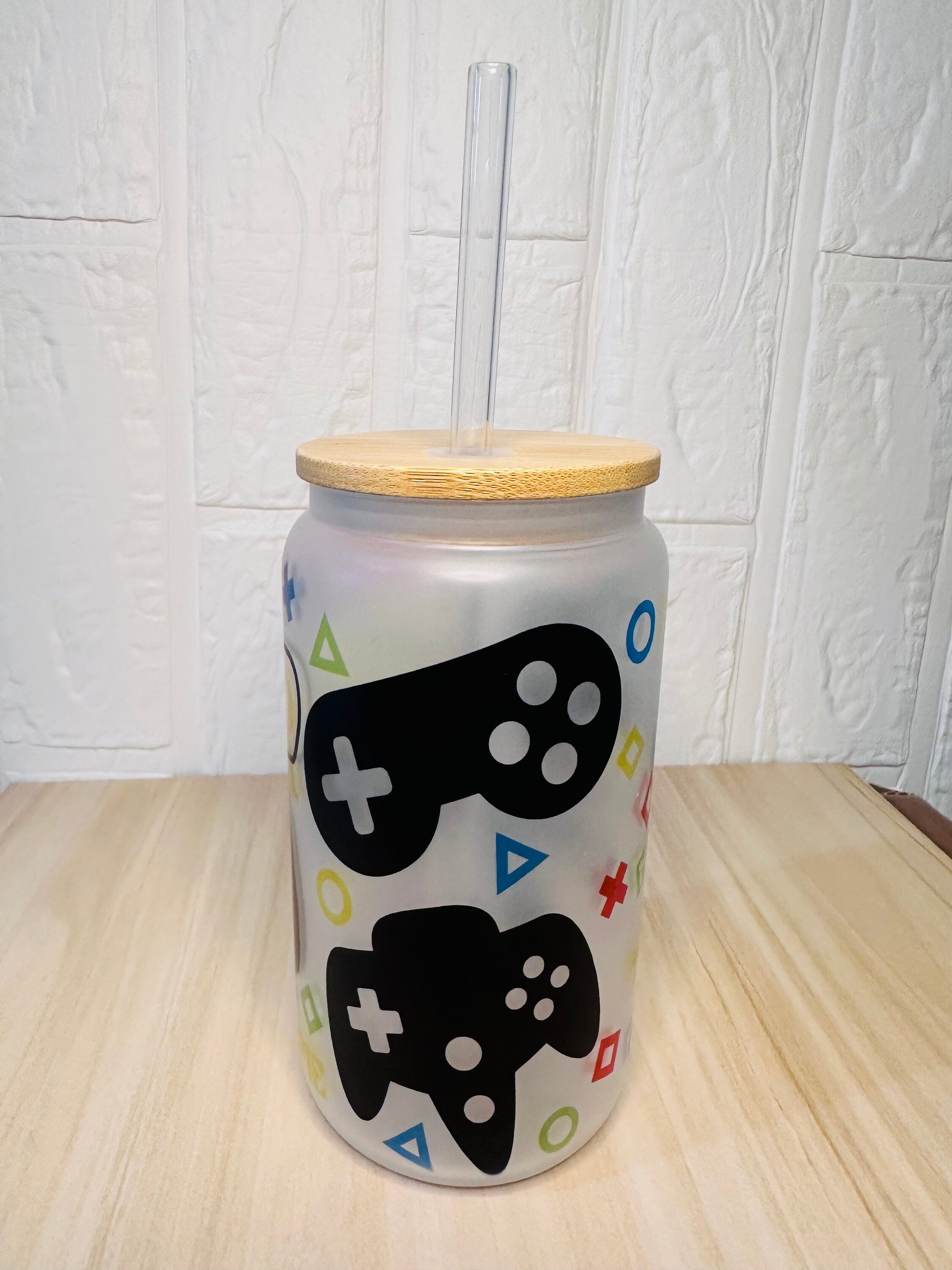 Gamer Glass Can, 16oz Libby Glass can, 12oz Glass can, Gifts for Gamer, Frosted Glass Tumbler, Gamer Glass Tumbler, Glass Tumbler, Glass Can