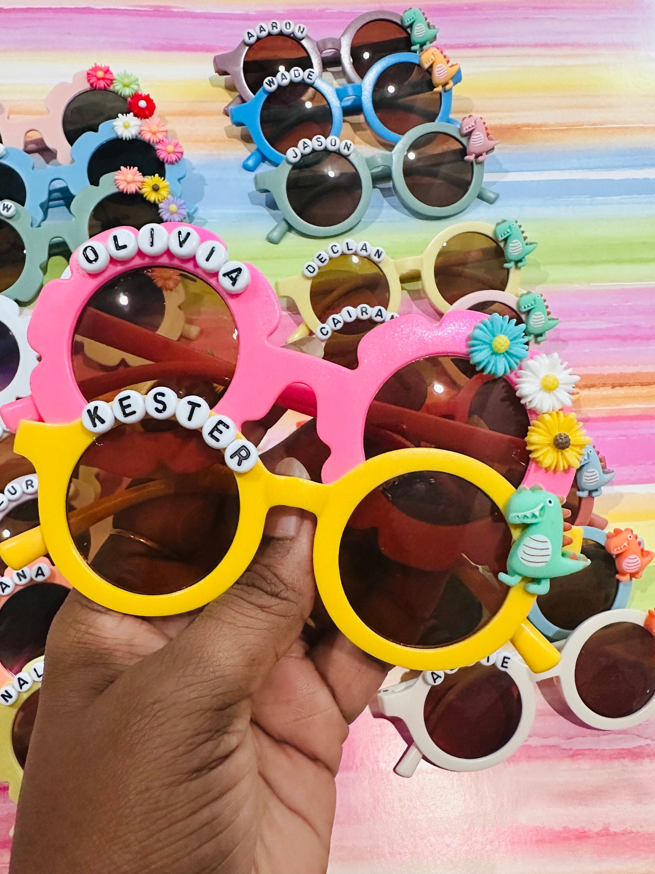 Personalized Sunglasses for Kids, Daisy Sunglasses for kids, Toddler Sunglasses, Flower Glasses, Custom Glasses, Party Favors, Valentines